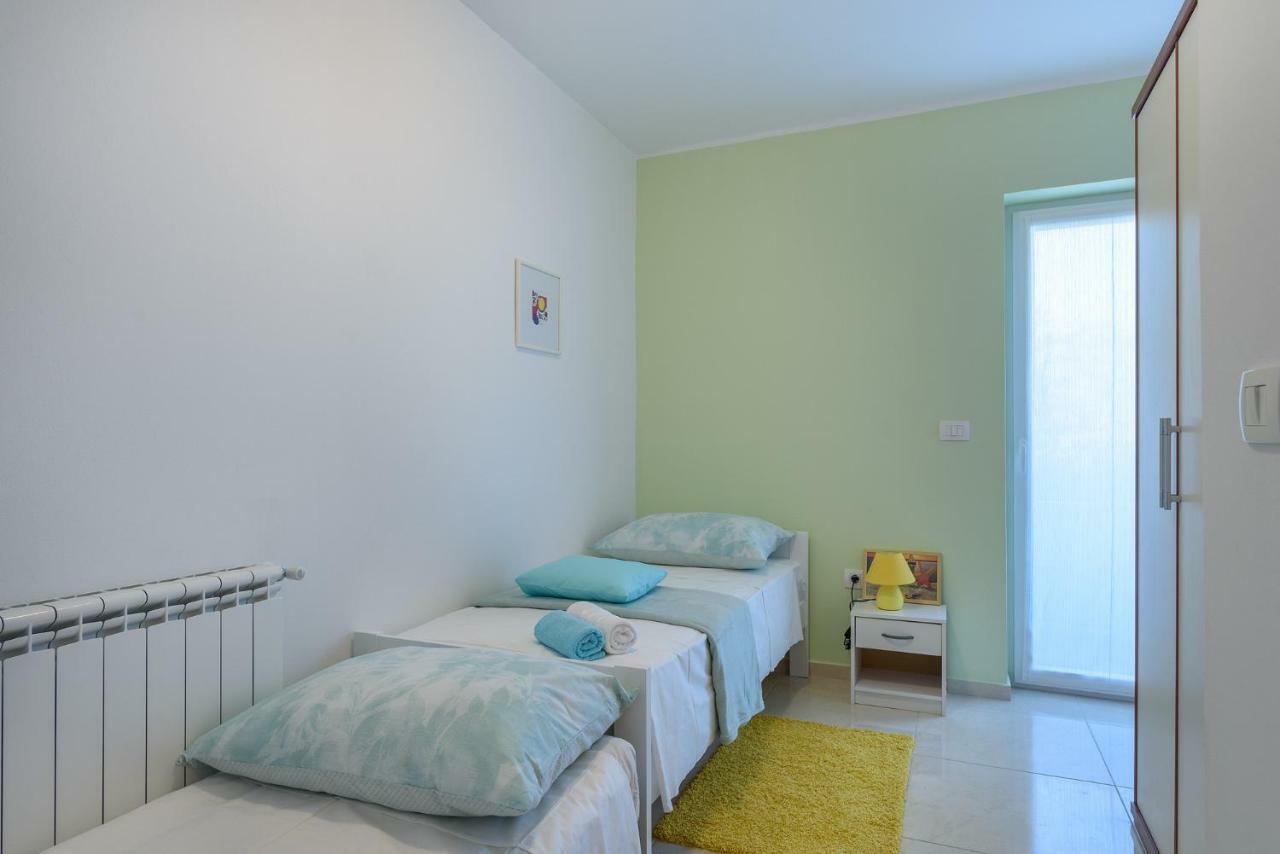 Apartment Perusko Πούλα Εξωτερικό φωτογραφία